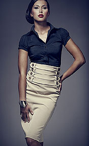 Sp�dnica z pasami Figl 36/1